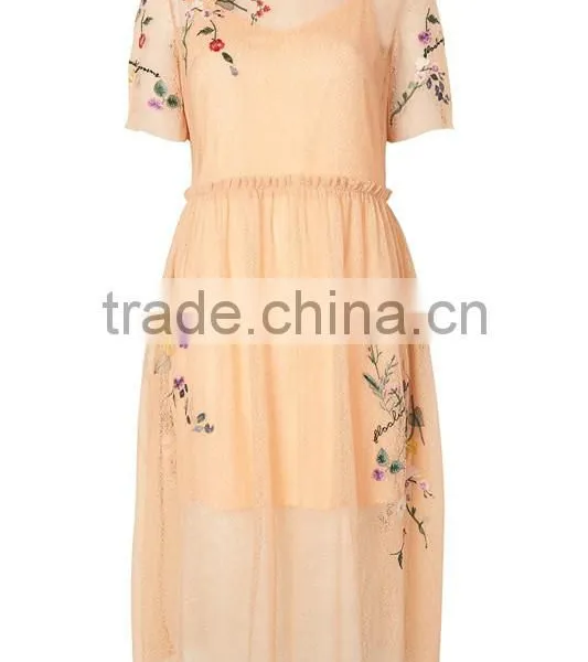Woman Short Sleeve Flower Embroidered Midi Length Fashion Dress photo-2