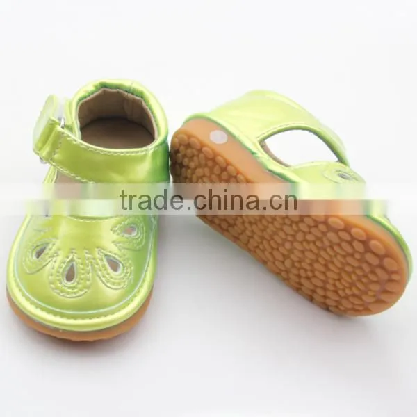 Wholesale Fancy Color Kids Squeaky Shoes Wholesale photo-5