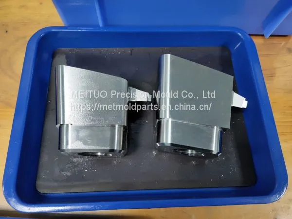 Customized Precision Mold Parts and Components in Dongguan China photo-4