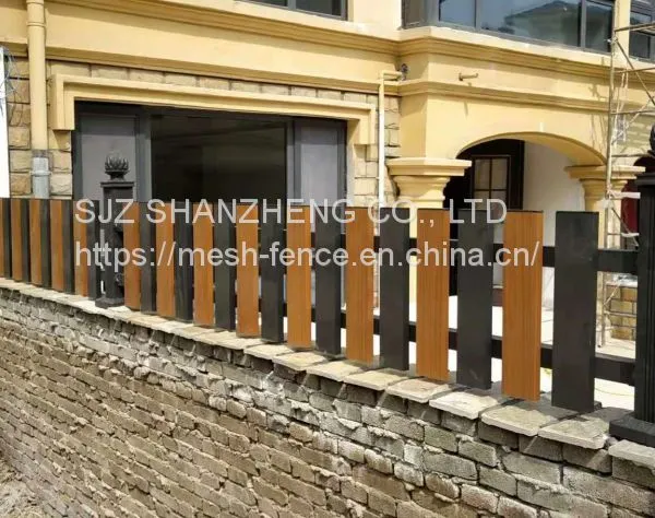 Aluminum Horizontal Slat Fence photo-4