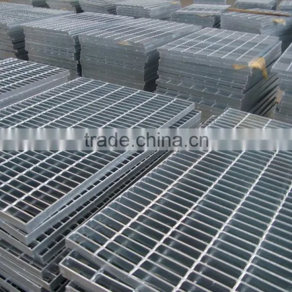 Hot Dipped Galvanized Welded Steel Grating photo-4