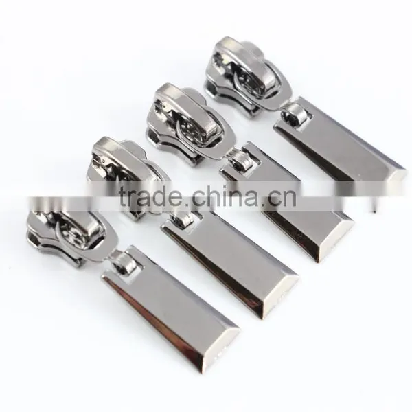 Technical Fashion Glossy Metal Zipper Slider Wholesale OEM Zipper Slider