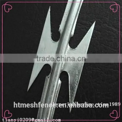 Hot Dipped Galvanized Military Grade Barb Wire Fence Razor Wire Cbt-60 Price Razor Barbed Wire photo-3