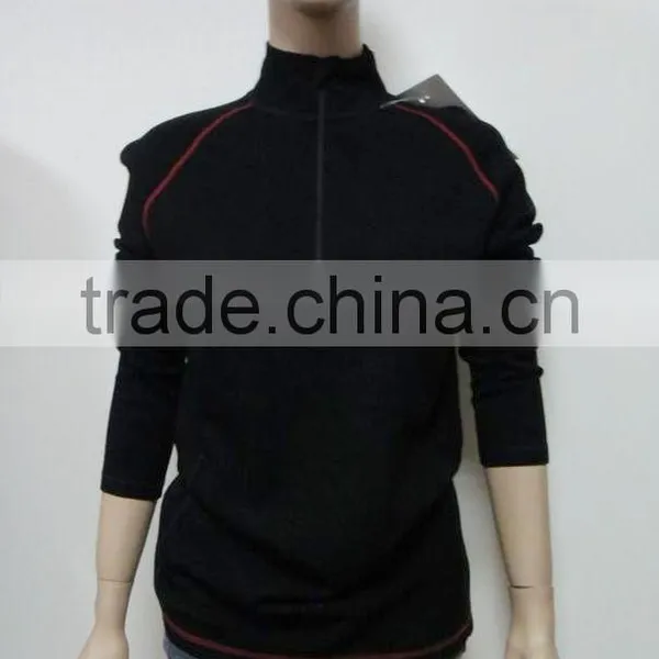 Women's Merino Wool Seamless Sportswear Zip Top for Hiking photo-2