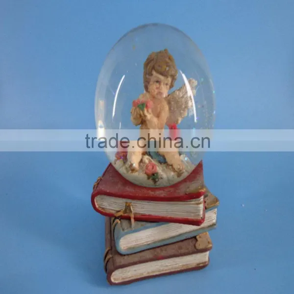 Creative Angel Snow Globe Made From Resin Material for Wedding Souvinir