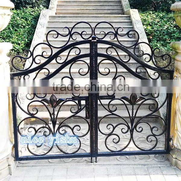 China Wholesaler Wrought Iron Indian House Main Gate Designs With Trade Assurance photo-2