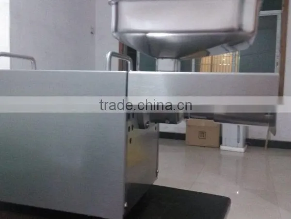Hot Sale Palm Seed Oil Expeller,palm Kernel Oil Press Machine,mini Oil Press With Good Price photo-4