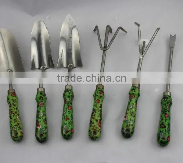 Garden Hand Digging Tool With Plastic Handle With Stainless Steel Head photo-2