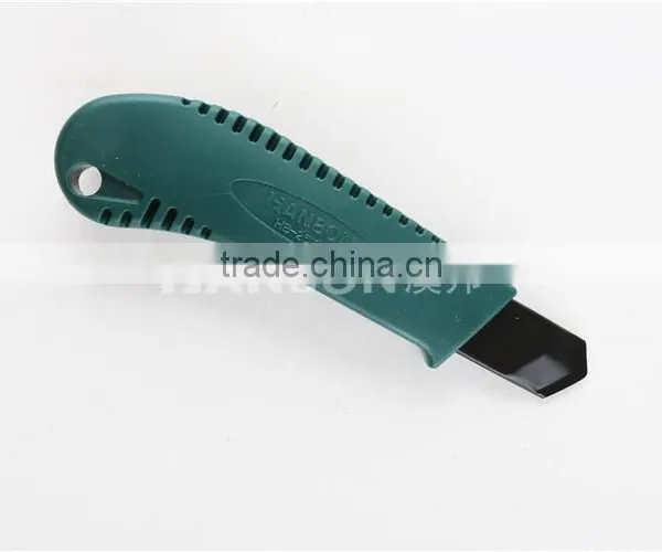 High Qulity Utility Knife/ Cutter/ Plastic Hand Tool photo-2