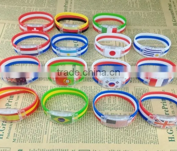 2016 Promotional LED Silicone Bracelet China Supplier photo-6