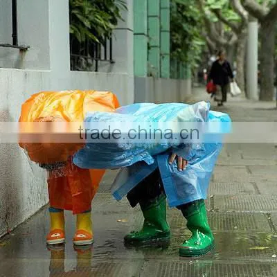 Cheap PE Waterproof Kids Raincoat photo-2