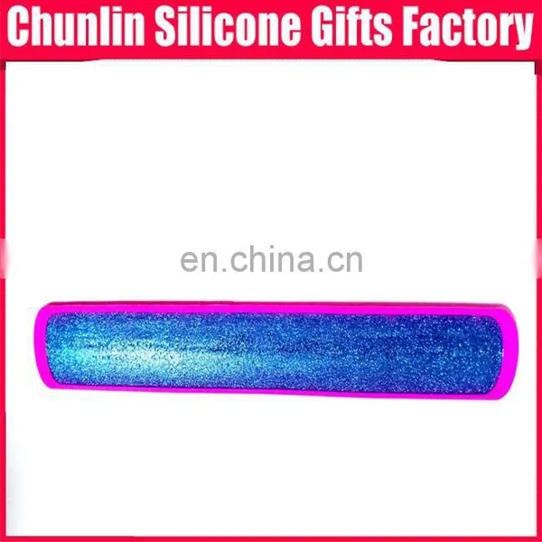 Fashionable Silicone Slap Bracelet With Golden Powder