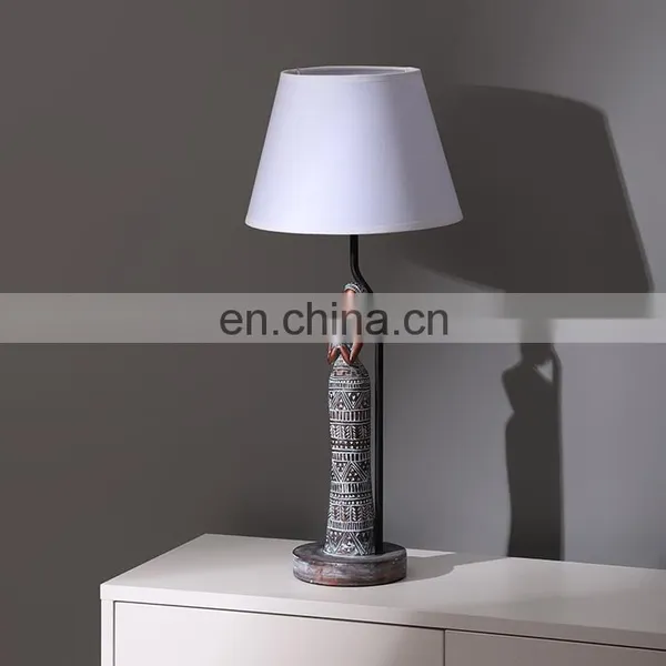 America Modern Customised Indoor Decoration Beautiful Woman Statue Resin Base Antique Table Lamps With Switch photo-3
