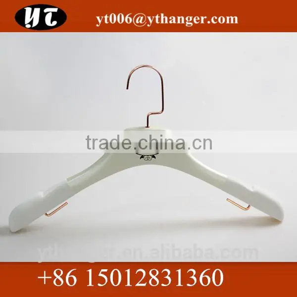 Customize Natural Wooden Hanger for Suit Clothes Supplier's Choice photo-3