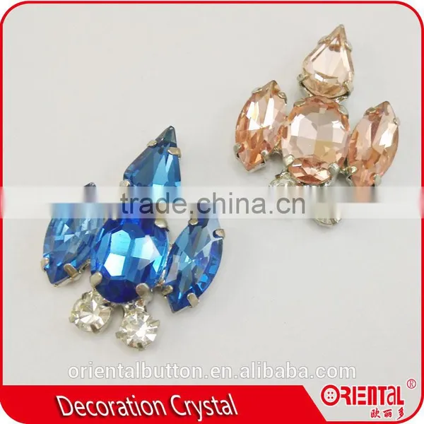 Fancy Designer Metal Brooch With Rhinestone Decoration photo-2