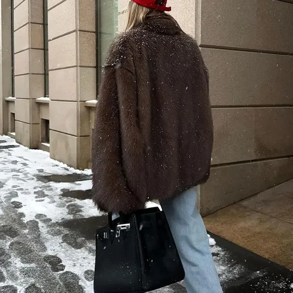 2025 Women’s Faux Fur Coat With Lapel Collar – Trendy and Cozy Fall Winter Wholesale Clothing photo-2