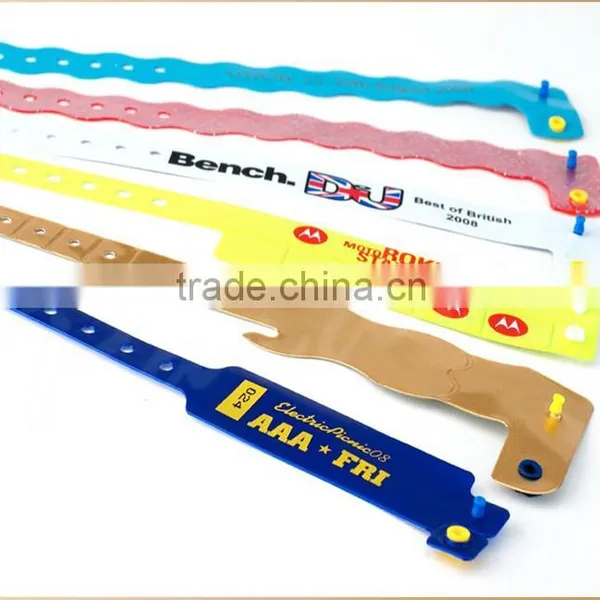Water Proof Vinyl Tab Removable Wristbands With Custom Printing photo-5