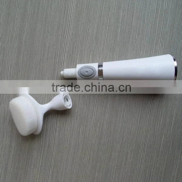 ABS Material Mini Design Electric Rotating Facial Cleaning Brush Convenient in Home Use photo-2