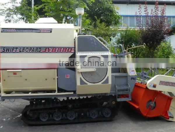 K--BOS 4LZ-4.0Z COMBINE HARVESTER