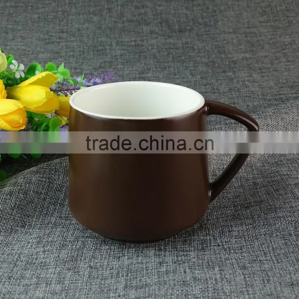 Stocked 400ml Colorful Glazed Ceramic Coffee Mug/cup , Ceramic Beer Mug With Special Handle Standard for Daily Use photo-3