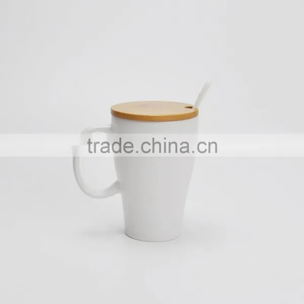 Ceramic Mug With Bamboo Lid and Ceramic Spoon, Stoneware With Solid Color photo-2