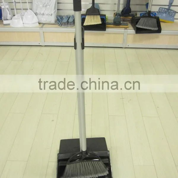 Cheap Plastic Long Handle Dustpan and Broom Set photo-3
