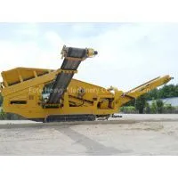 High Efficiency Track Mounted Mobile Asphalt Jaw Crusher photo-3