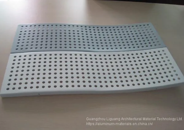 Aluminum Panel / Aluminum Veneer With Perforation for Wall Facade Decoration photo-4