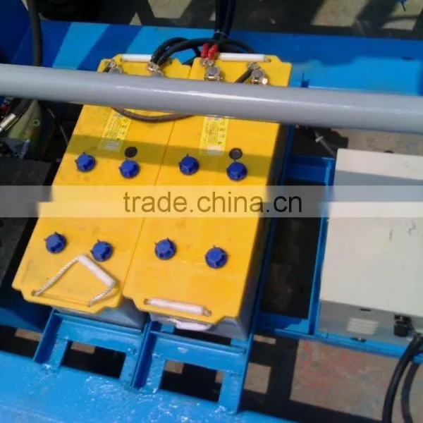 Four Wheels Mobile /battery Powered /outdoor Scissor Lift Platform photo-5