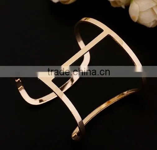 Vintage Gold Stainless Steel Texture Lines Open Cuff Bracelet Bangle for Women photo-2
