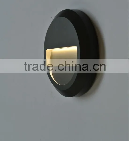 Surface Mounted Decorative Indoor LED Step Light/ Solar Step Light photo-2
