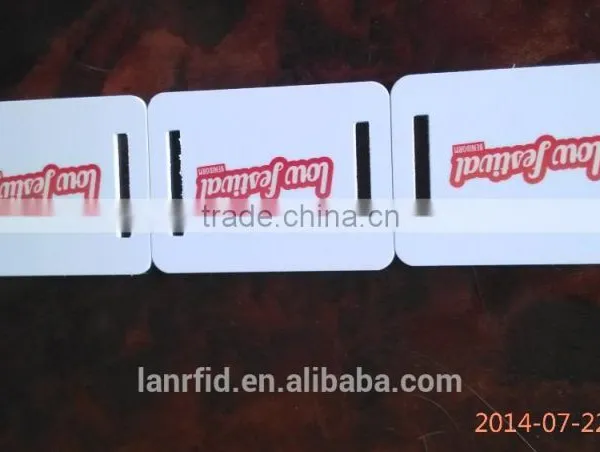 EM4200 Chip Nfc Smart Card With Two Punched Holes photo-3