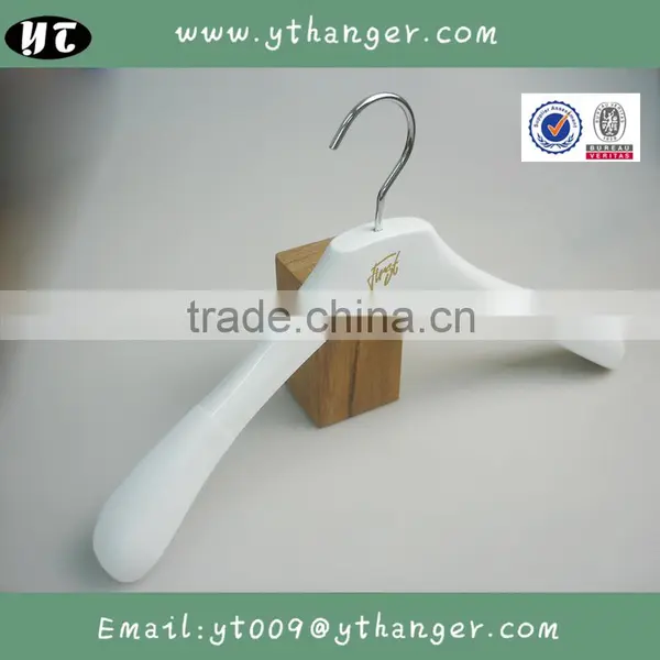 HA7069 White Printed Wood Hanger Women Dress Hanger for Clothes Store photo-4