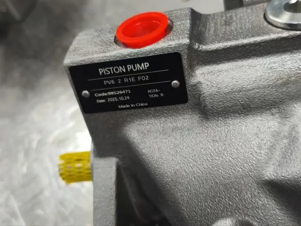 New Piston Pump PV62R1EF02 PV202R1EC02 PV152R5EC00 PV152L1EL02 Series Hydraulic Pumps PV152R5EC00 PV102R1EC02 PV62R1EC02 photo-3