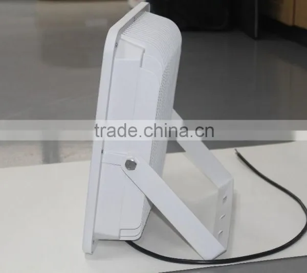 Outdoor IP65 LED Flood Light 200W Waterproof White Housing photo-3