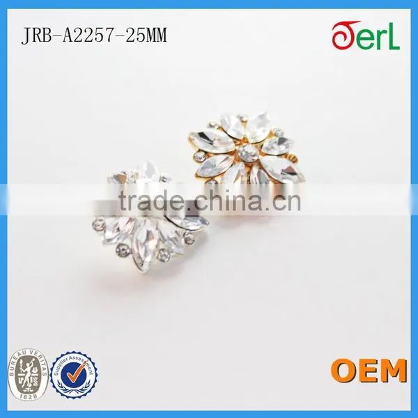 High Quality Crystal Flower Rhinestone Pearl Buttons For Wedding Supplies photo-2