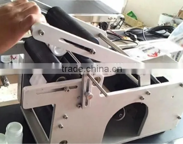 MT-50 Automatic Round Bottle Label Sticking Machine
