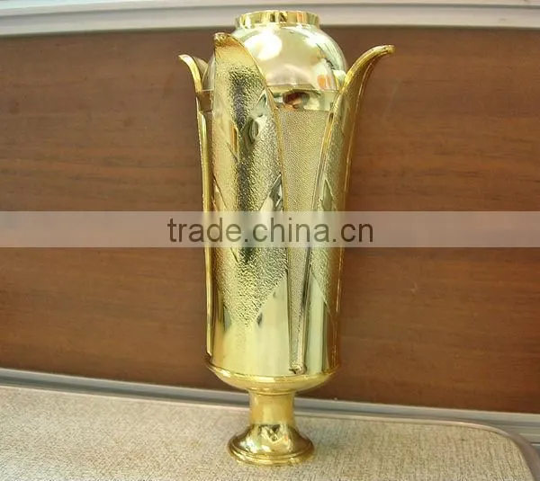 Lily Cup for Trophy