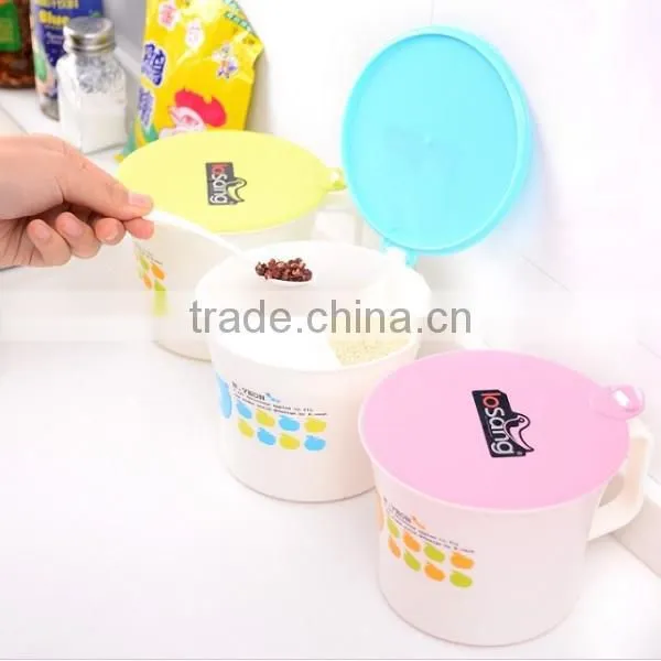 Custom Creative Food-Grade PP Plastic 3 Apartment Seasoning Spice Storage Box Supplier photo-3