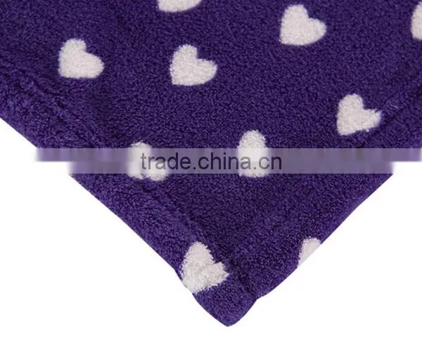 Heart Pattern 100% Polyester Coral Fleece Blanket photo-3