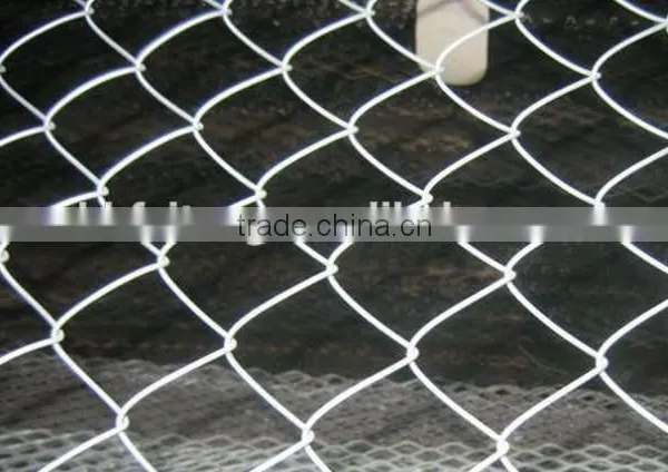 Direct Sale Automatic Chain Link Fence Machine/Diamond Mesh Making Machine photo-2