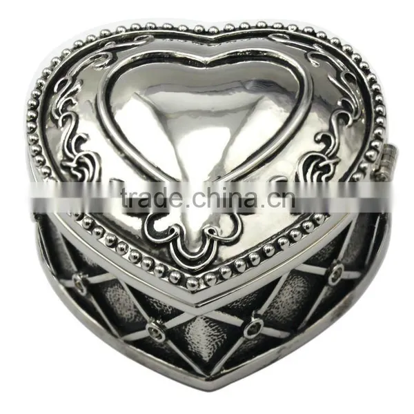 Antique Heart Shaped Metal Jewelry Box With Floral Decoration, ISO9001 Certified Manufactory,58*55.6*31mm