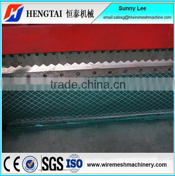 Heavy Duty Diamond Hole Automatic Expanded Metal Mesh Machine Factory Price photo-3