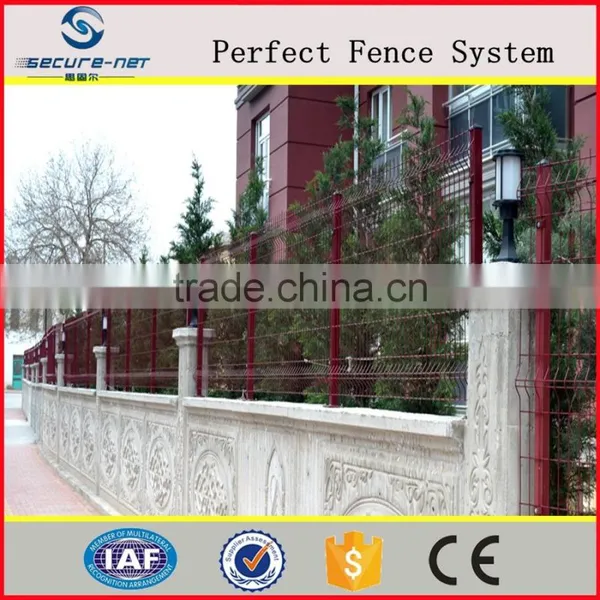 Latvia Hot Sale Cheap Galvanized and Powder Coated NYLOFOR Fence photo-3