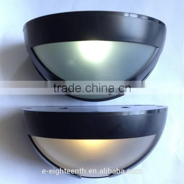 Cheap Oem Solar Powered Power 2 LED Garden Street Light photo-2
