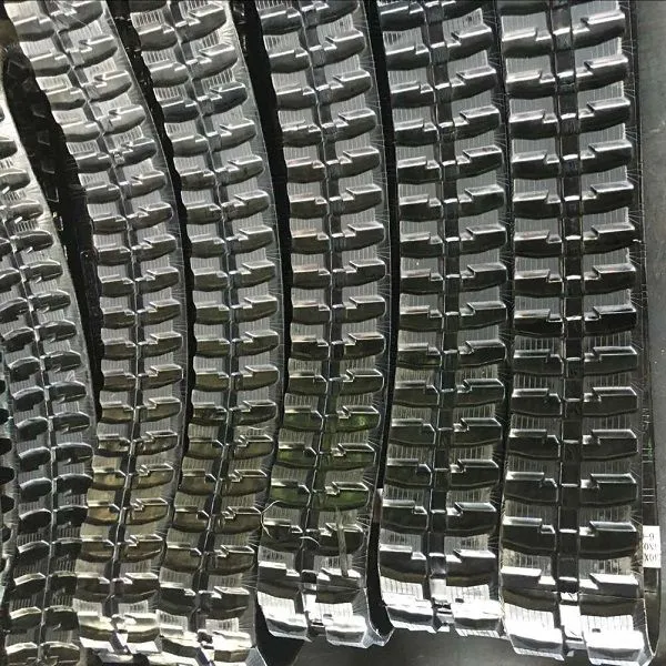 Rubber Tracks 230 x 72 x 47 for KOMATSU (PC07.7FR.1) / YANMAR (SV17CR) / IHI (12J) photo-2