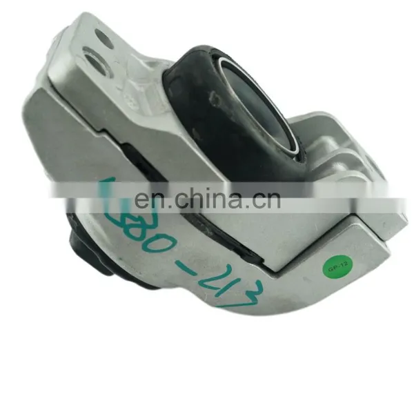 Automobile Parts Engine Mount for MG RX8 10207376 Stock Engine Mounting