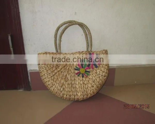 Beautiful Water Hyacinth Handbag, Useful Water Hyacinth Bag With Handles, Attractive Looking, Good Price
