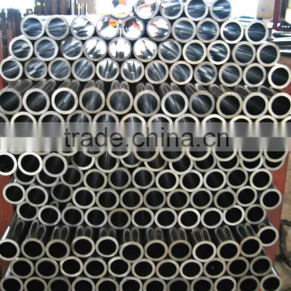 SAE1026 Precision Seamless Steel Tube With Smooth Surface photo-4