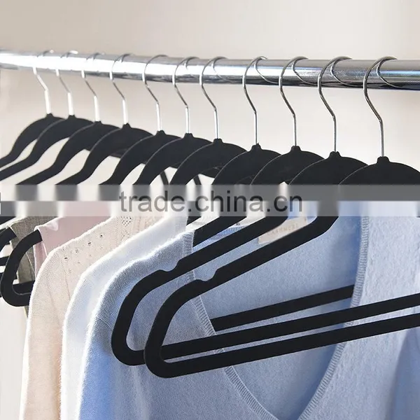 Space Saving Non-slip Hanger